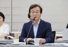 전재수 “1천억 들여 여성회관 재건축?…고민해보자”